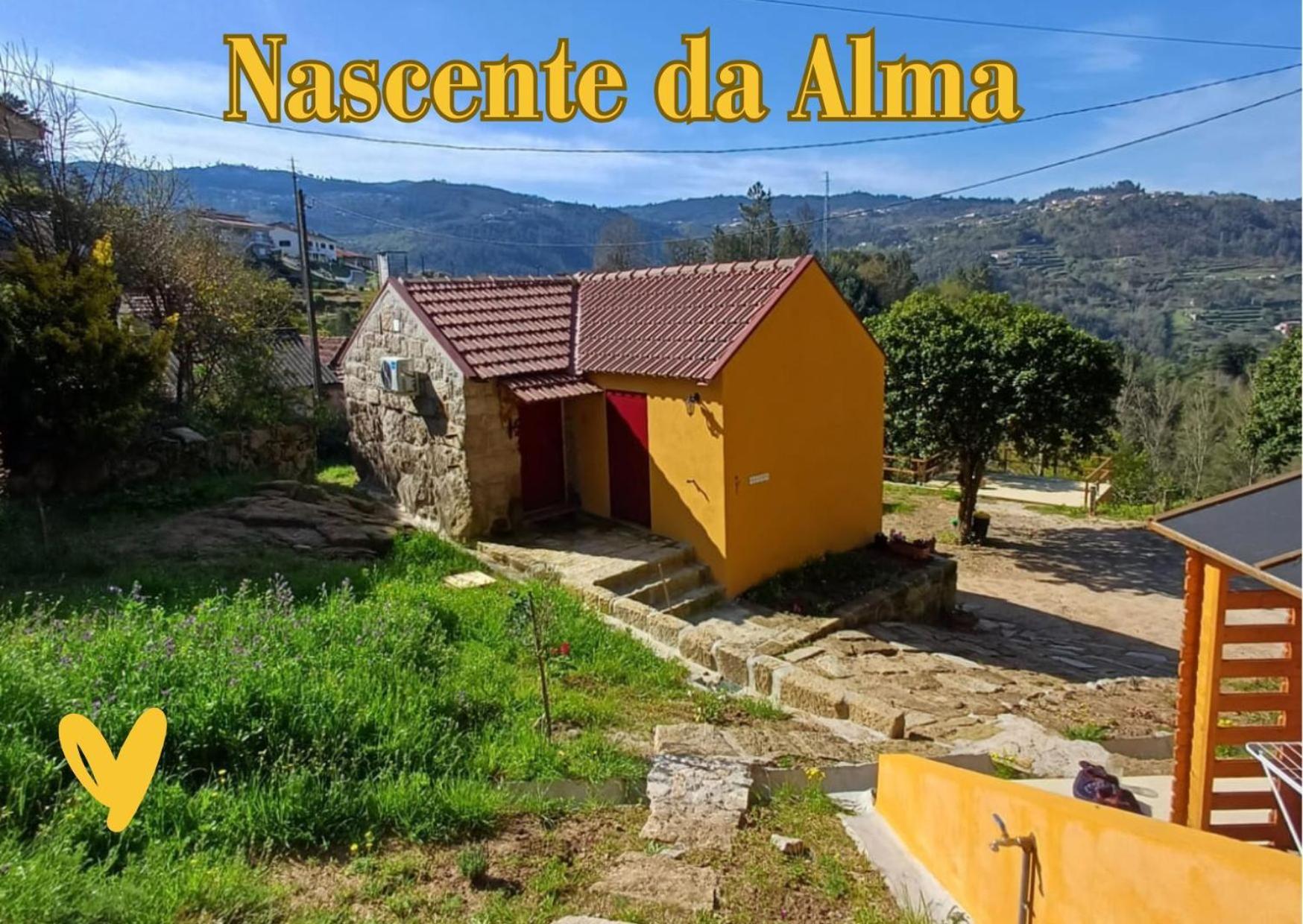 Nascente, Place In Nature Next To A Waterfall Loureiro  Экстерьер фото